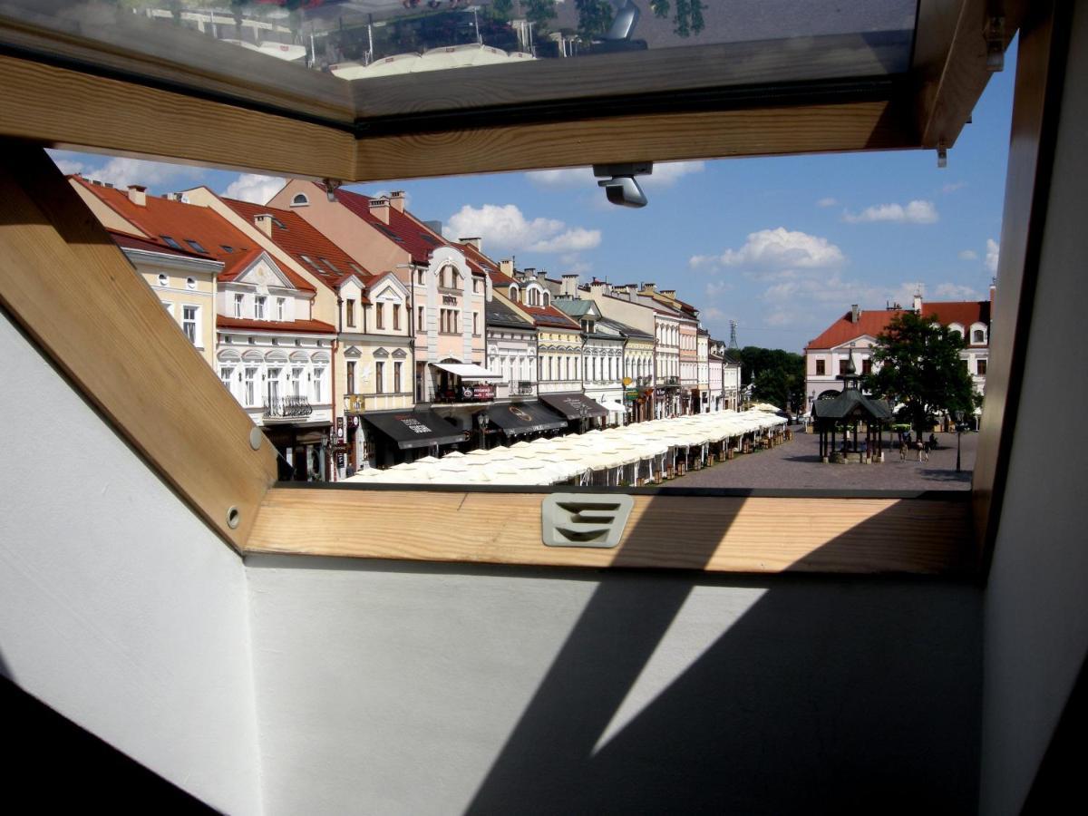 Trend Apartments Old Market Rynek Rzeszow 84M2! Exterior photo